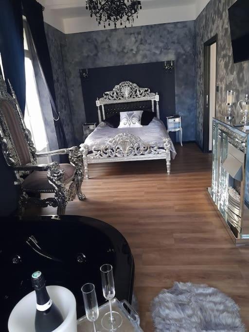 Nuit Romantique - Jacuzzi - Beziers - Romance Royale Zewnętrze zdjęcie